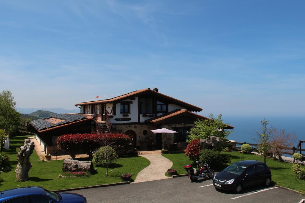 Agroturismo Maddiola San Sebastian Exterior photo